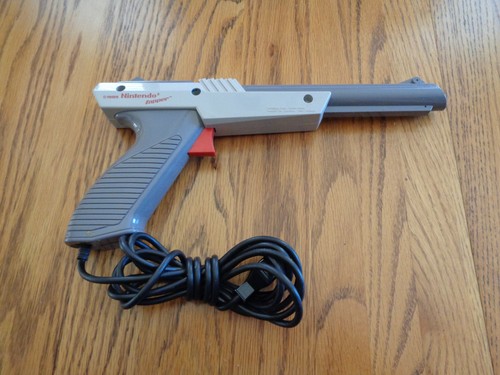 Nintendo zapper per nes - nintendo,