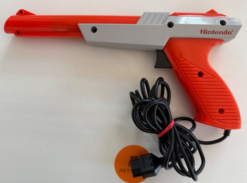 Nintendo nes zapper gun - nintendo,